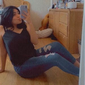 Meet your Posher, Lucy